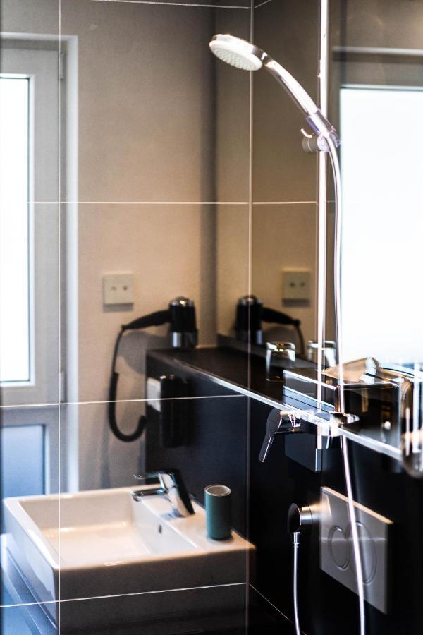 Mood Contemporary Living Aparthotel MHG Buitenkant foto