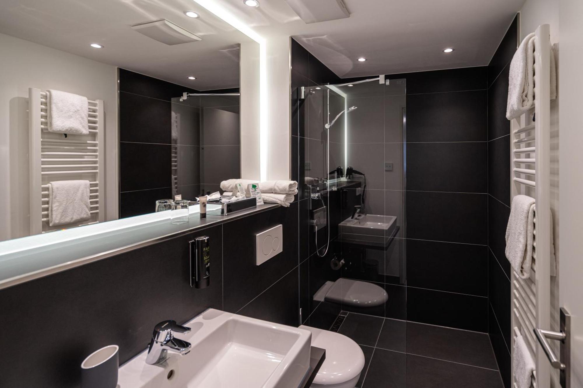 Mood Contemporary Living Aparthotel MHG Buitenkant foto