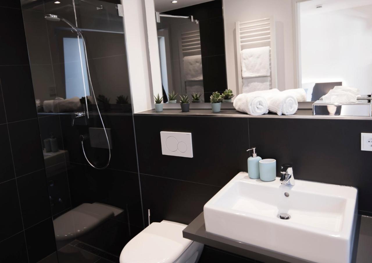 Mood Contemporary Living Aparthotel MHG Buitenkant foto
